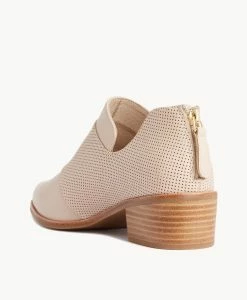 Alicia Flat -Shoe Shop Alicia22wMCDO Almond Leather Almond Perf 4 1