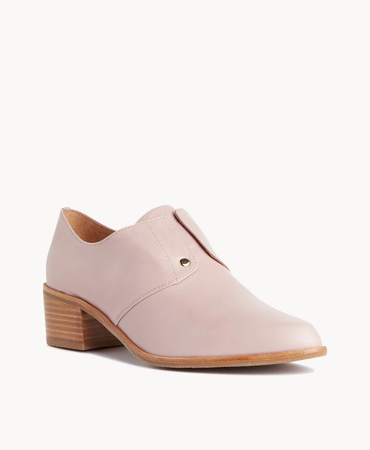 Autumn Flat 1 Autumn Flat