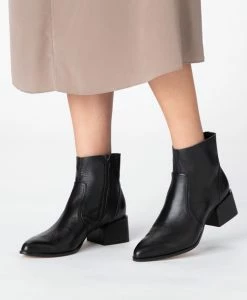 Bryn Leather Ankle Boot -Shoe Shop Bryn21wMCDO Black Leather Hero
