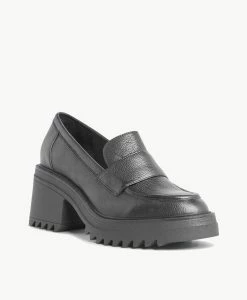 Shoe Shop 52 Button Loafer