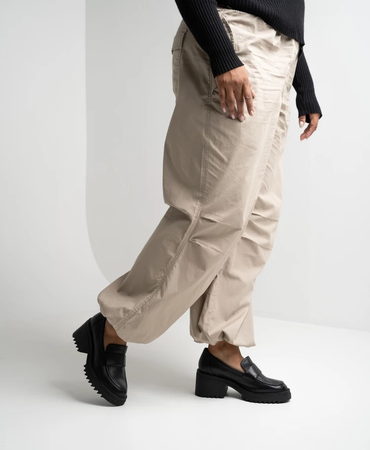 Button Loafer 6 Button Loafer - Image 6