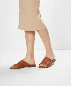 Iyla Slide -Shoe Shop Iyla21sURBO Brandy 09 Hero 1